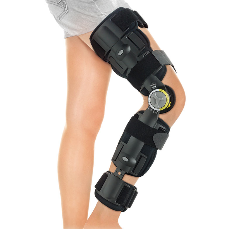 Functional ROM Knee Brace in Pakistan
